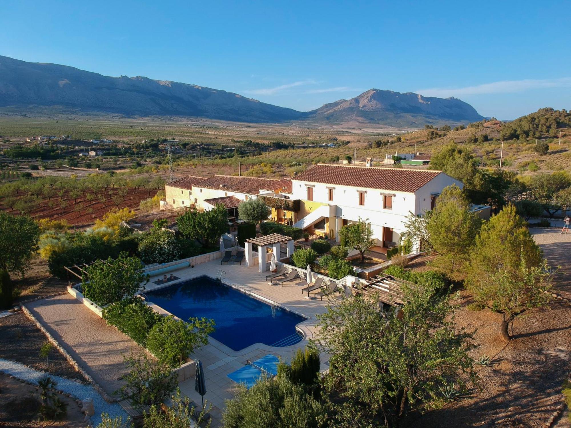 Casa Clavi Allotjament i esmorzar Chirivel